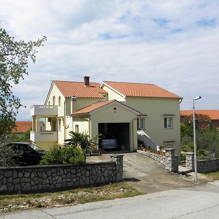 Apartments Njivice Bajcic Eksteriør billede